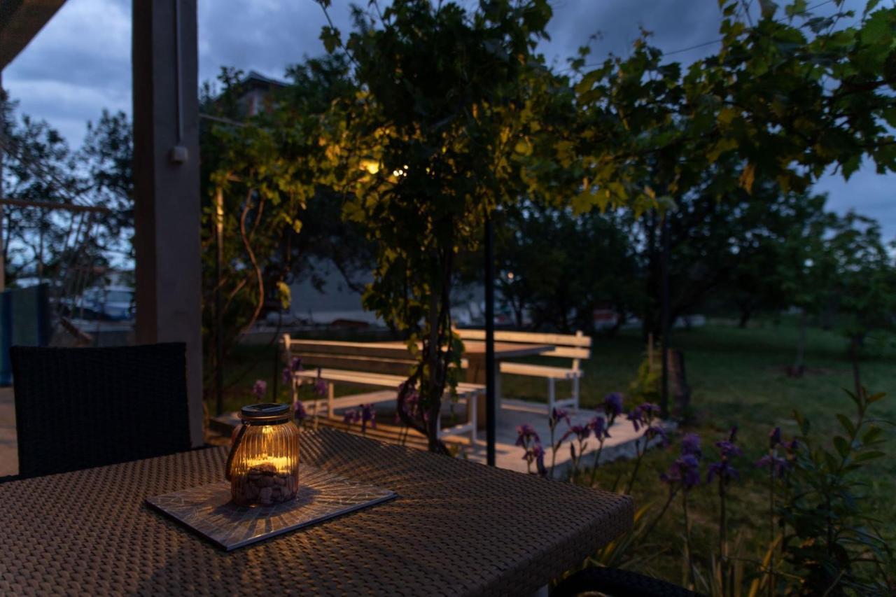Apartment Livaja Kaštel Novi Esterno foto
